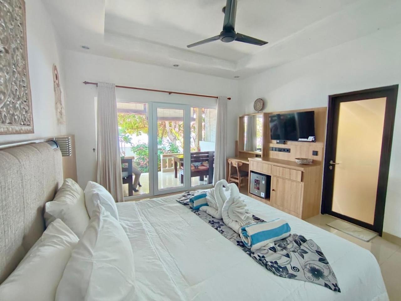 Solaluna Beach Homestay Amed Buitenkant foto