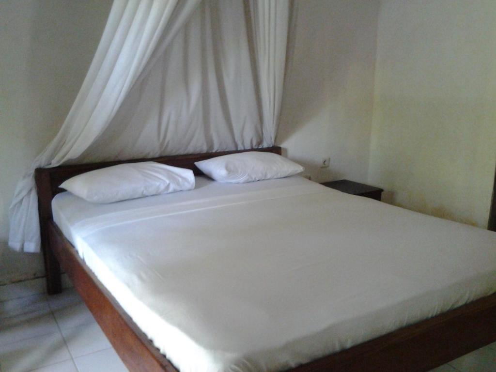 Solaluna Beach Homestay Amed Buitenkant foto