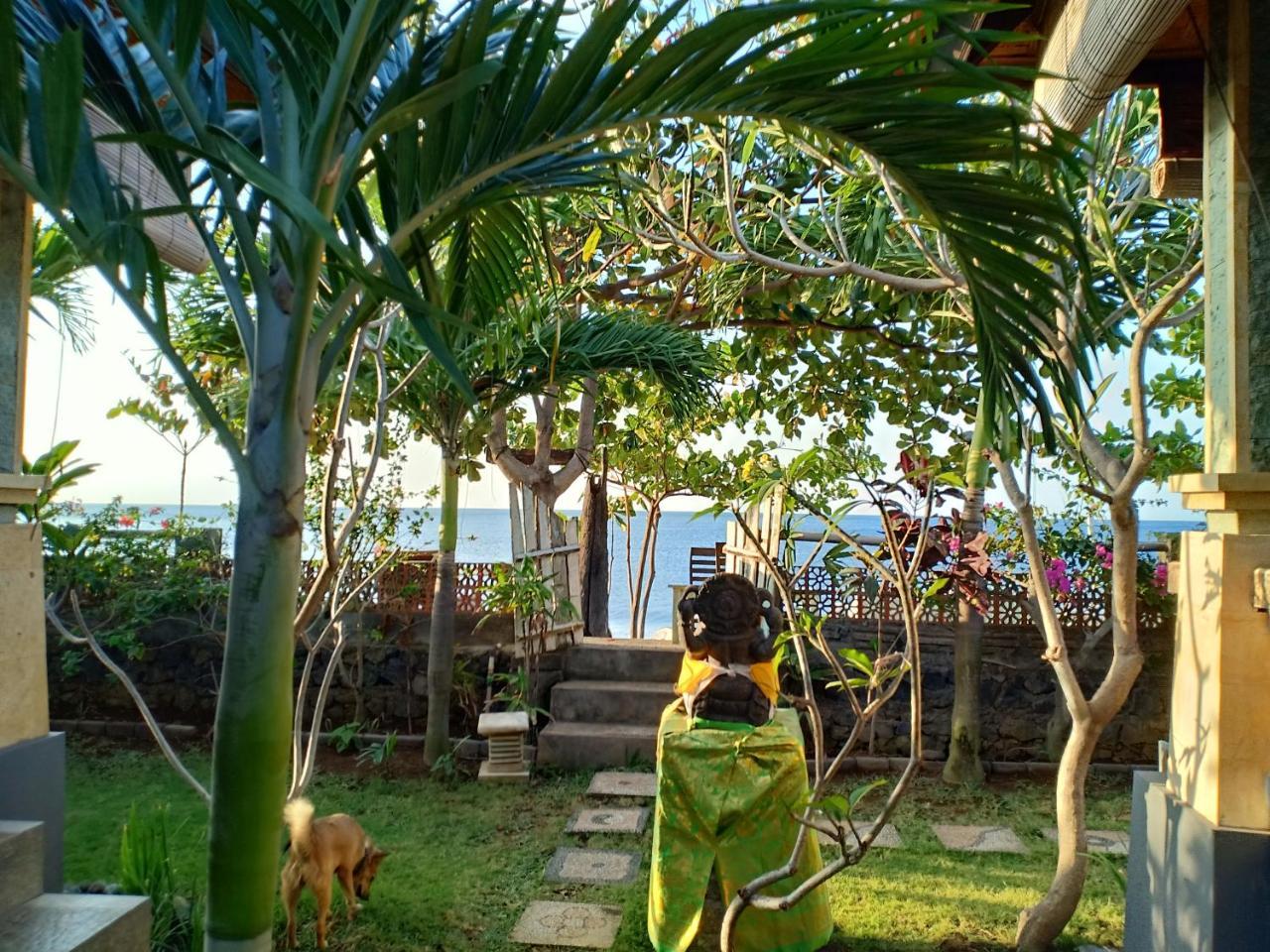 Solaluna Beach Homestay Amed Buitenkant foto